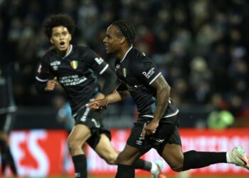 Between the ‘king goal’ and the Star that shines high (chronicle)