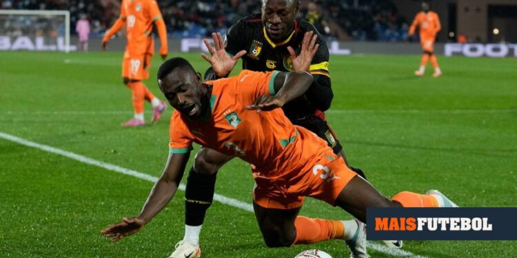 CAN: Konan assists and scores an own goal for Ivory Coast, Algeria advances