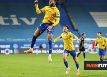 Estoril-Alverca, 4-1 (chronicle) | MOREFOOTBALL