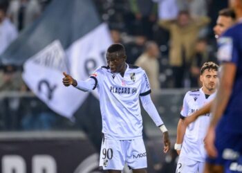 Guimarães victory: double crisis with men goals
