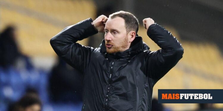 Ian Cathro: «I won’t forget that we played on a field that wasn’t even suitable for cows…»