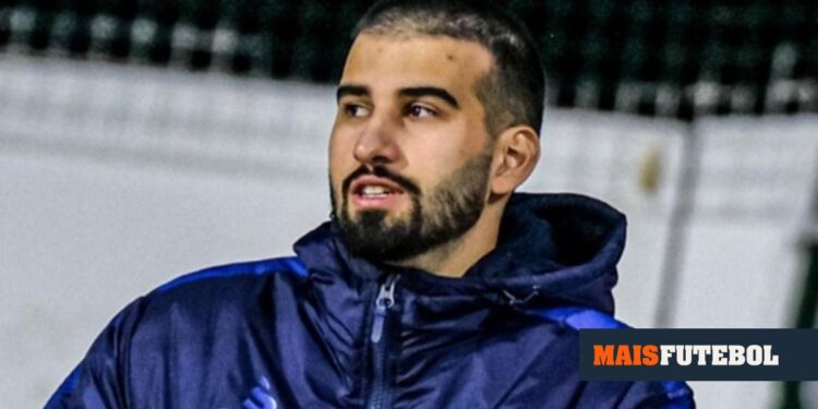 «Lone wolf»: the story of Arouca’s only fan against Santa Clara