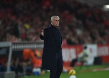 Mourinho explains Tomás Araújo’s change and shoots: «Deserved victory, but not beautiful»