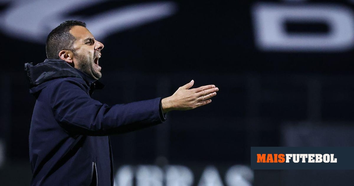 «Sidny Cabral? He’s part of the team and I’m thinking about putting him in Famalicão»