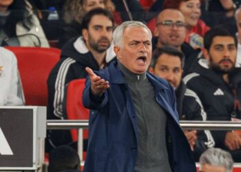 Benfica: Mourinho on his axis