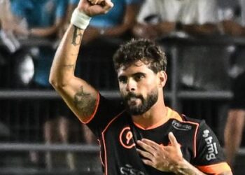 Corinthians had fun at Vila de Neymar until Hugo Souza ruined the party