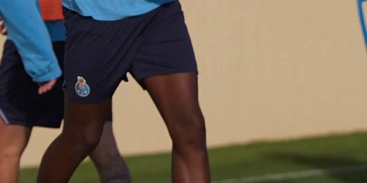 Dragons pull for physique in the Algarve