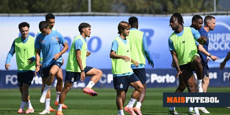 FC Porto begins internship in the Algarve without Francisco Moura