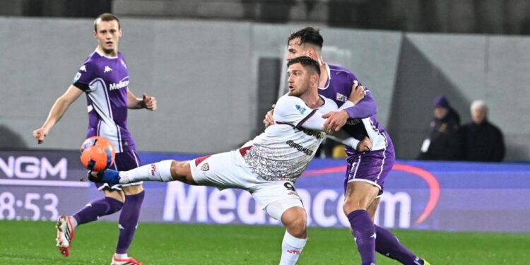 Fiorentina flirts with relegation again