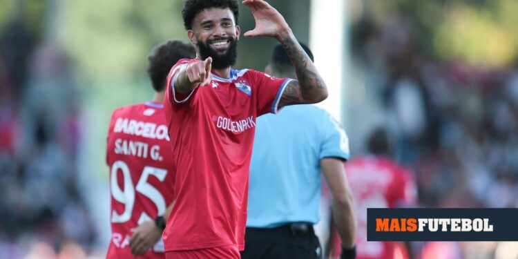 Gil Vicente dates Pablo Felipe’s band for West Ham