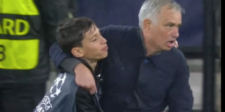 «I celebrated with Mister Mourinho!» Benfica ball catcher tells the story