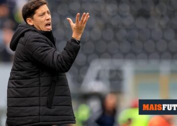 Luís Pinto wants Vitória at a “very high level” to welcome Nacional