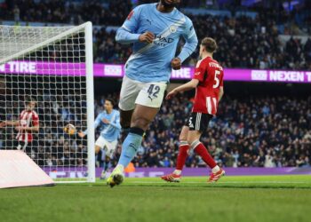 Manchester City scores 10 (and Haaland… none!) against Exeter and continues in the FA Cup