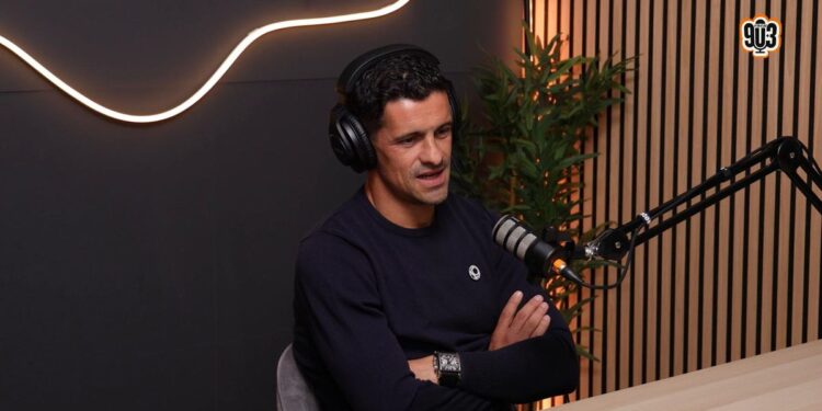 «Mourinho enters the room, says I’m part of the team and Paulinho immediately turns off the light»