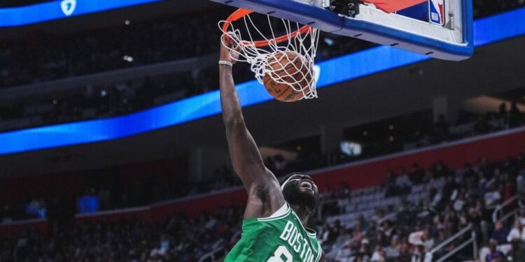 Neemias Queta helps Celtics beat former team