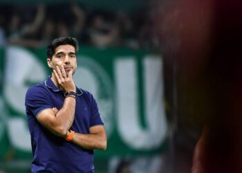 Palmeiras beats Santos, Luís Castro suffers first defeat with Grêmio