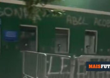 Palmeiras headquarters vandalized: «Is the magic over, Abel?»
