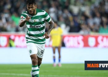 Sporting: Luis Suárez fined for breaking glass door in Barcelos
