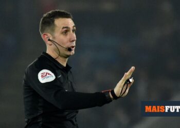 Suspended sentence for English referee who had images of child pornography