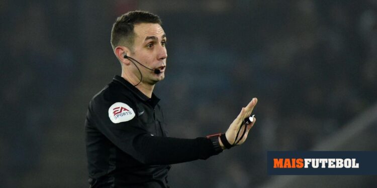 Suspended sentence for English referee who had images of child pornography
