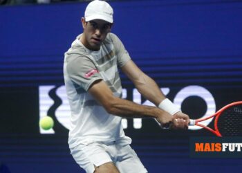 Tennis: Nuno Borges beats Grand Slam winner and advances in Hong Kong