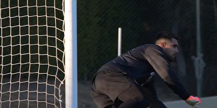 Thiago Silva already in action in FC Porto’s first training session in the Algarve
