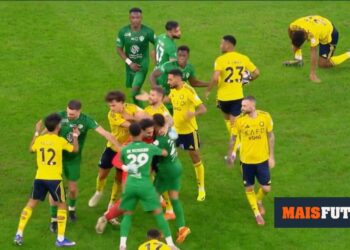 VIDEO: João Félix attacked by opponent with a slap