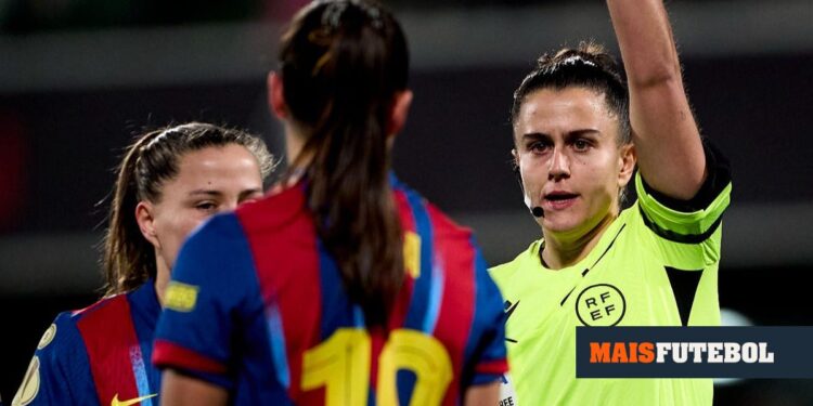 VIDEO: Kika Nazareth misses «El Clásico» in the Spanish Super Cup