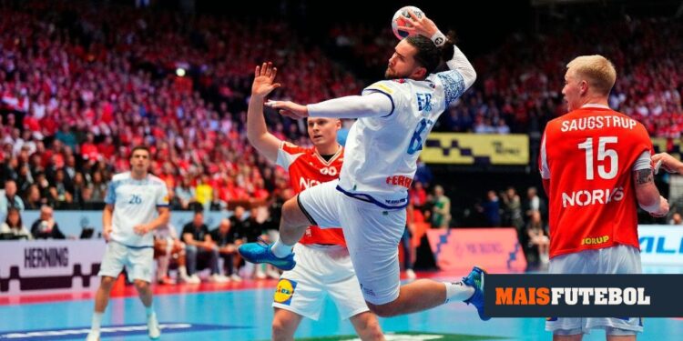 VIDEO: Portugal beats Denmark for the first time and is in the Main Round