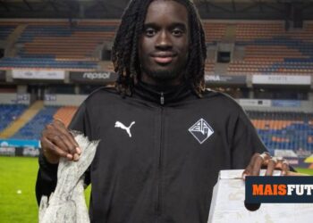 AMAZING: he was the MVP and received as a prize… a cod