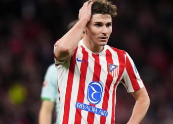 Atlético Madrid | Julián Álvarez, one hundred days without superpowers and a Simeone who defends him