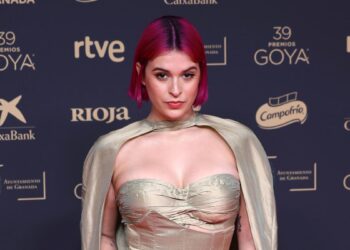 Dora Postigo, daughter of Bimba Bosé, participant of Benidorm Fest 2026 with Marlo Collins