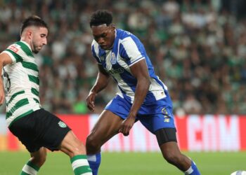 «FC Porto has to move away from Sporting»