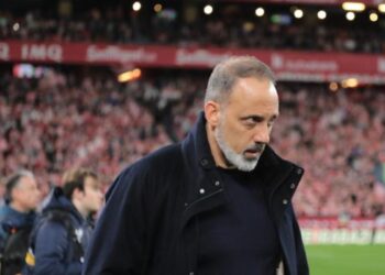 “It’s incredible that he was sent off, VAR must intervene in this”