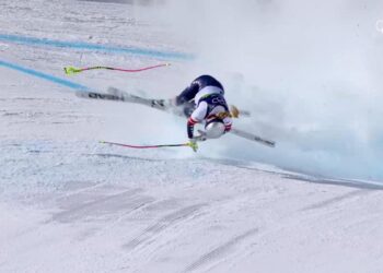 “Lindsey Vonn should have refrained from competing until the injury was repaired.”