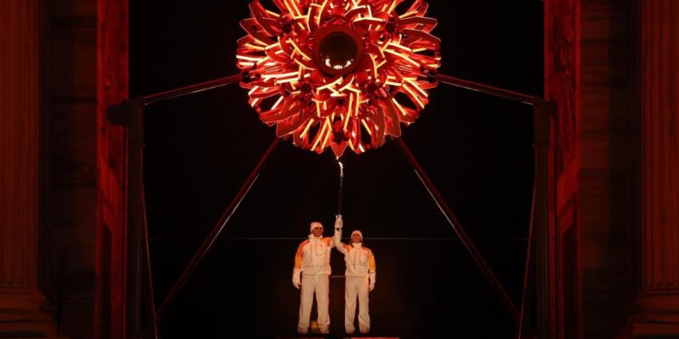Mystery revealed! Three Italian giants light the two cauldrons of the Milan-Cortina Games