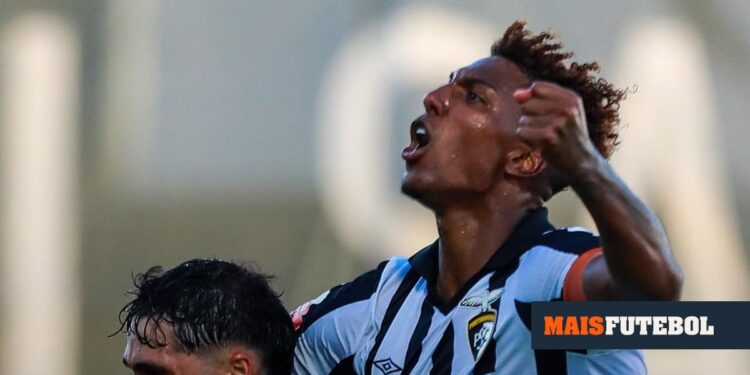 OFFICIAL: Rio Ave announces strikers Tamble Monteiro and Jalen Blesa