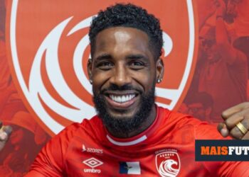 OFFICIAL: Santa Clara announces Brazilian left-back
