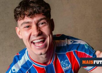 OFFICIAL: Strand Larsen joins Crystal Palace for record fee