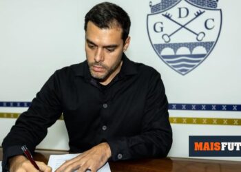 OFFICIAL: Vítor Martins is the new coach of Desp. Keys