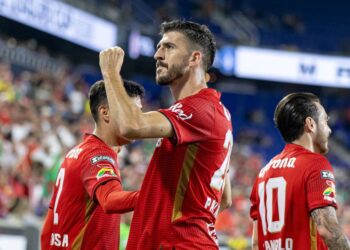 On vacation in Cancún and phone call from the businessman: Paiva remembers signing Paulinho