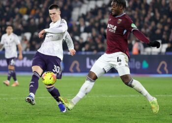 United draw narrowly