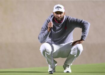 Wild duel between Rahm (63) and Smylie (64) to decide the LIV Golf Riyadh champion